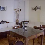 En * Ερμούπολη