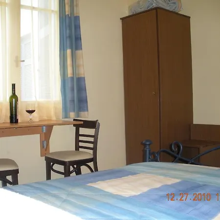 En Apartmán Ermupoli