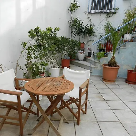 En Apartmán Ermupoli