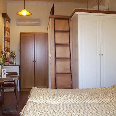 En Apartment Ermoupoli